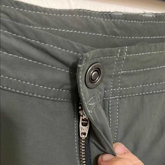 Kuhl Green Convertible Gorpcore Outdoor Pants Hiking Casual - Picture 4 of 15